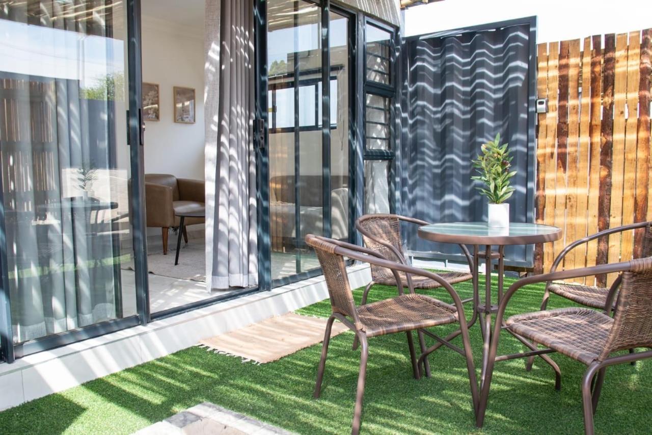 Cozy Box Haus Hotel Graskop Ngoại thất bức ảnh
